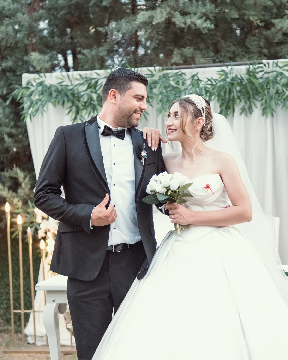 PAÜ mezuniyet fotoğrafı için Denizli'de doğal dış çekim ve anı kareleri